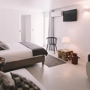 Santa Bica Eat Drink & Sleep Bed & Breakfast